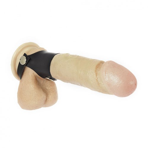 Cock Ring in pelle con il tasto