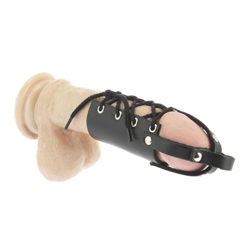 Leather Cock Ring con pene tubo